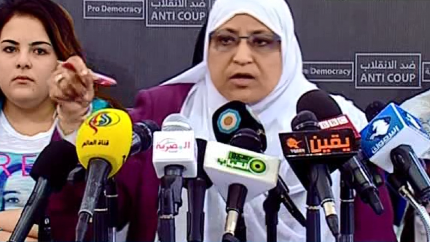 فيديو.نساء ضد الإنقلاب تدين مقتل مؤيدات لمرسي
